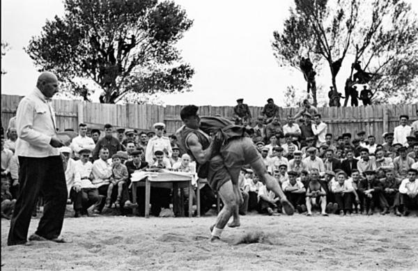 Иллюстрация к книге — Русский дневник [i_054.jpg]