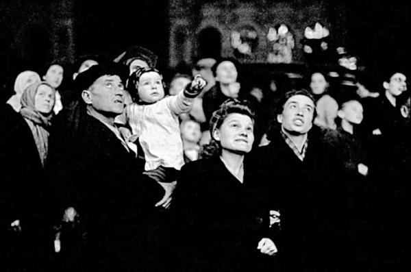 Иллюстрация к книге — Русский дневник [i_061.jpg]