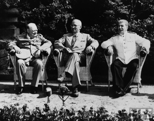 Иллюстрация к книге — Шпионский пасьянс [i_007.jpg]