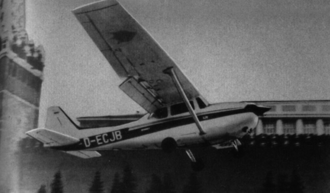 Иллюстрация к книге — Шпионский пасьянс [i_012.jpg]