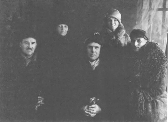 Иллюстрация к книге — Витрины великого эксперимента. Культурная дипломатия Советского Союза и его западные гости. 1921-1941 годы [i_002.jpg]