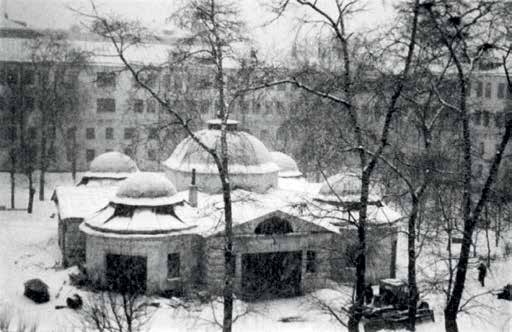 Иллюстрация к книге — Генеральный секретарь ЦК КПСС, первый президент СССР Михаил Сергеевич Горбачёв [i_006.jpg]