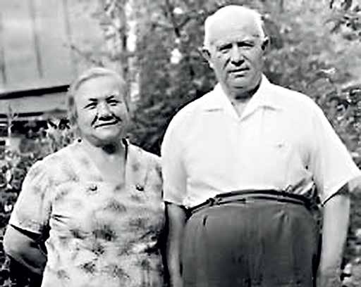 Иллюстрация к книге — Первый секретарь ЦК КПСС Никита Сергеевич Хрущёв [i_037.jpg]