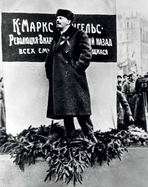 Иллюстрация к книге — Председатель Совета народных комиссаров Владимир Ильич Ленин [i_022.jpg]