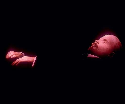 Иллюстрация к книге — Председатель Совета народных комиссаров Владимир Ильич Ленин [i_033.jpg]