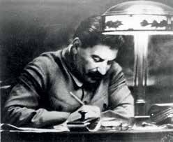 Иллюстрация к книге — Генеральный секретарь ЦК ВКП(б) Иосиф Виссарионович Сталин [i_030.jpg]