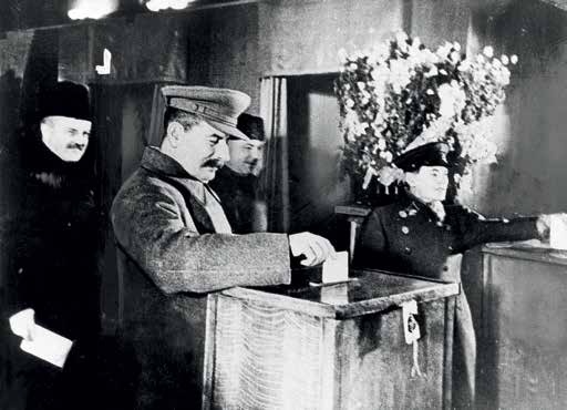 Иллюстрация к книге — Генеральный секретарь ЦК ВКП(б) Иосиф Виссарионович Сталин [i_039.jpg]