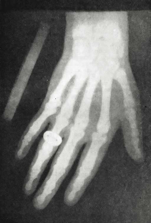 Иллюстрация к книге — Великие умы России. Том 4. Александр Попов [i_032.jpg]