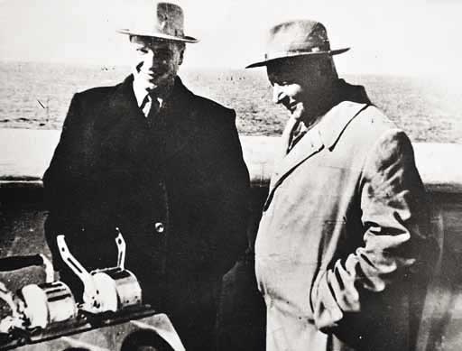 Иллюстрация к книге — Великие умы России. Том 5. Анатолий Александров [i_022.jpg]