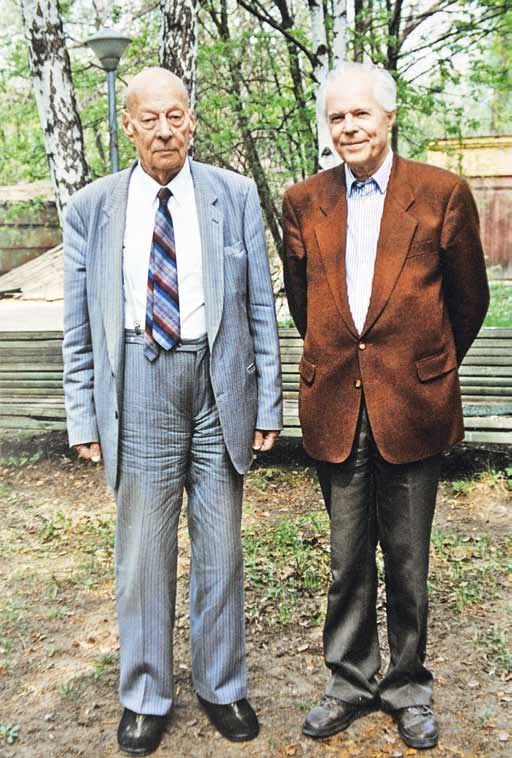 Иллюстрация к книге — Великие умы России. Том 5. Анатолий Александров [i_039.jpg]