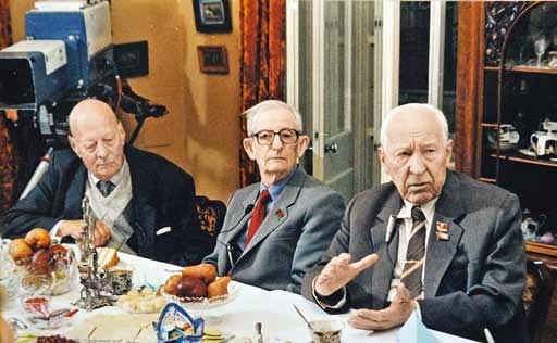 Иллюстрация к книге — Великие умы России. Том 5. Анатолий Александров [i_040.jpg]