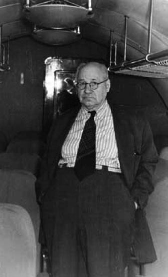 Иллюстрация к книге — Великие умы России. Том 8. Андрей Туполев [i_007.jpg]