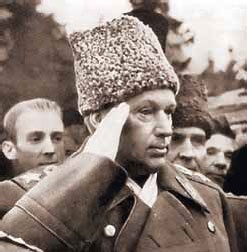 Иллюстрация к книге — Полководцы Великой Отечественной. Книга 2. Алексей Антонов, Константин Рокоссовский, Михаил Ефремов, Иван Баграмян, Иван Конев [_22.jpg]