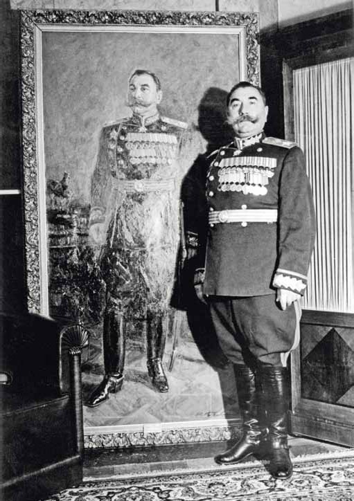 Иллюстрация к книге — Красные полководцы. Сергей Каменев, Семен Будённый, Михаил Фрунзе, Василий Чапаев, Василий Блюхер, Михаил Тухачевский [_15.jpg]