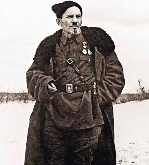 Иллюстрация к книге — Полководцы Великой Отечественной. Книга 1. Иосиф Сталин, Сидор Ковпак, Иван Панфилов, Федор Толбухин, Александр Василевский [_23.jpg]