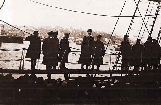 Иллюстрация к книге — Белые полководцы. Николай Юденич, Лавр Корнилов, Антон Деникин, Александр Колчак, Петр Врангель, Владимир Каппель [_40.jpg]