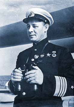 Иллюстрация к книге — Полководцы Великой Отечественной. Книга 3. Борис Шапошников, Василий Чуйков, Михаил Катуков, Николай Ватутин, Николай Кузнецов, Иван Черняховский [_27.jpg]