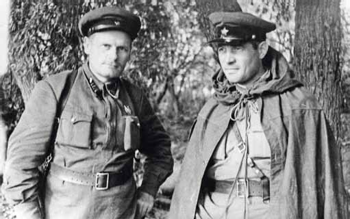 Иллюстрация к книге — Полководцы Великой Отечественной. Книга 3. Борис Шапошников, Василий Чуйков, Михаил Катуков, Николай Ватутин, Николай Кузнецов, Иван Черняховский [_33.jpg]