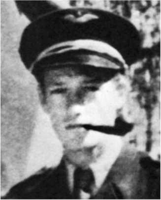 Иллюстрация к книге — Подлинная история авиаполка «Нормандия – Неман» [i_020.jpg]