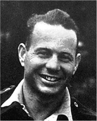 Иллюстрация к книге — Подлинная история авиаполка «Нормандия – Неман» [i_025.jpg]