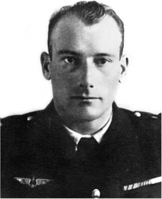 Иллюстрация к книге — Подлинная история авиаполка «Нормандия – Неман» [i_043.jpg]