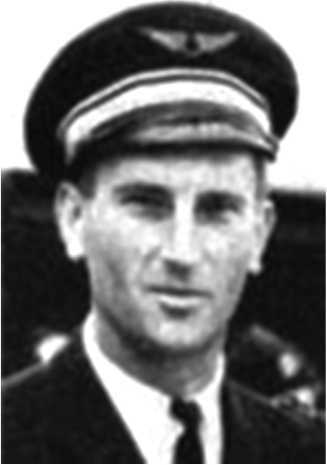 Иллюстрация к книге — Подлинная история авиаполка «Нормандия – Неман» [i_050.jpg]