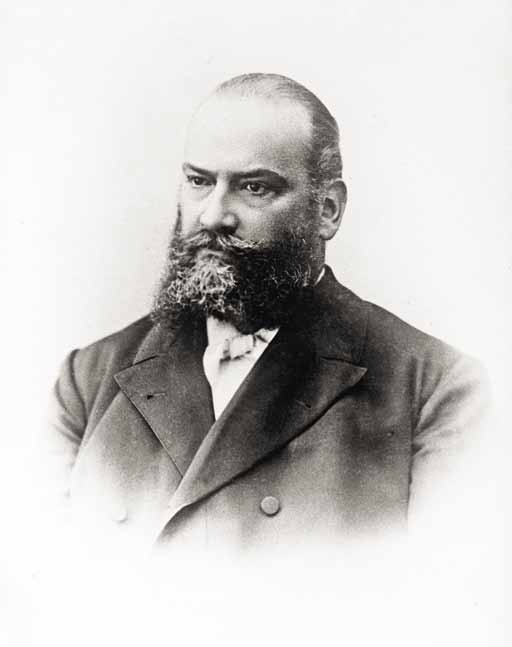 Иллюстрация к книге — Великие умы России. Том 14. Николай Жуковский [i_016.jpg]