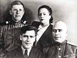 Иллюстрация к книге — Великие умы России. Том 13. Михаил Янгель [i_015.jpg]