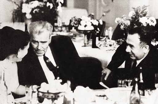 Иллюстрация к книге — Великие умы России. Том 13. Михаил Янгель [i_018.jpg]