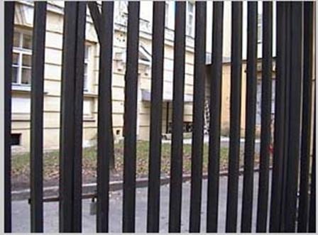 Иллюстрация к книге — Очень. Петербургские сказки [pic_112.jpg]