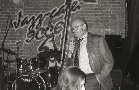 Иллюстрация к книге — Этот мой джаз [i_042.jpg]