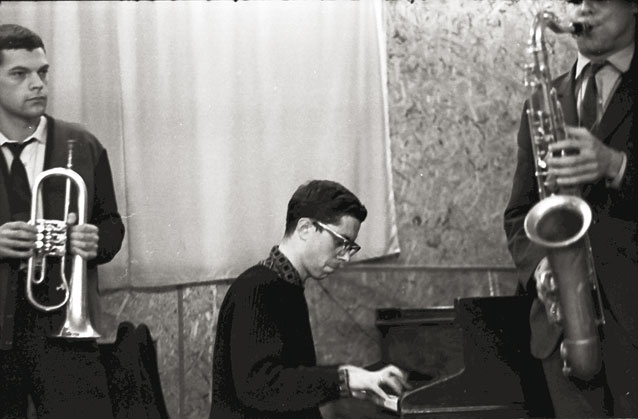 Иллюстрация к книге — Этот мой джаз [i_047.jpg]