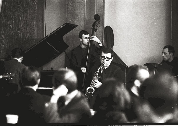 Иллюстрация к книге — Этот мой джаз [i_048.jpg]