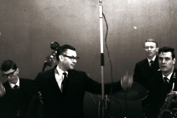 Иллюстрация к книге — Этот мой джаз [i_110.jpg]