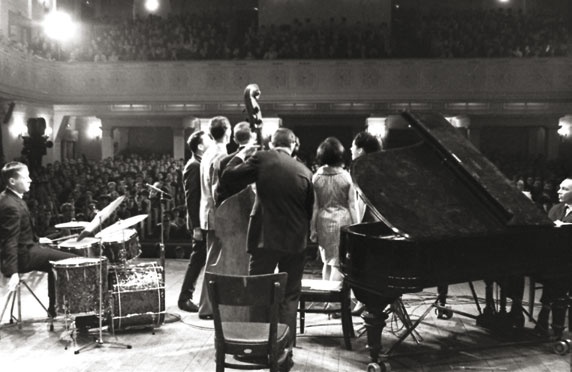 Иллюстрация к книге — Этот мой джаз [i_125.jpg]