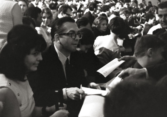 Иллюстрация к книге — Этот мой джаз [i_128.jpg]