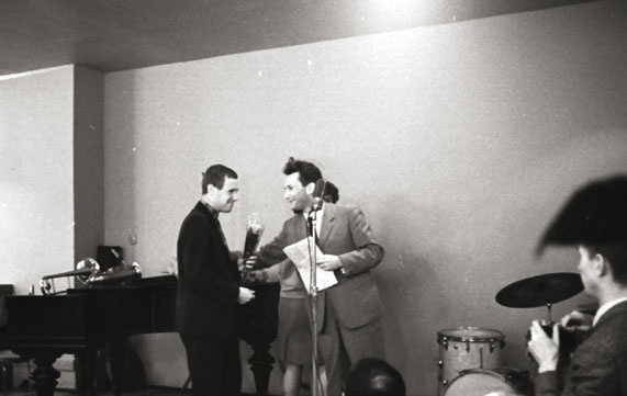 Иллюстрация к книге — Этот мой джаз [i_132.jpg]