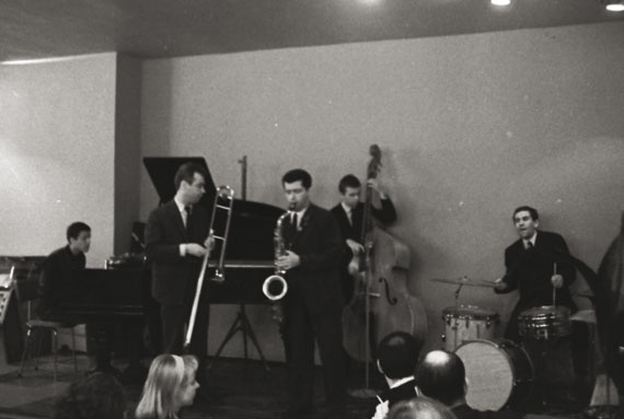 Иллюстрация к книге — Этот мой джаз [i_133.jpg]