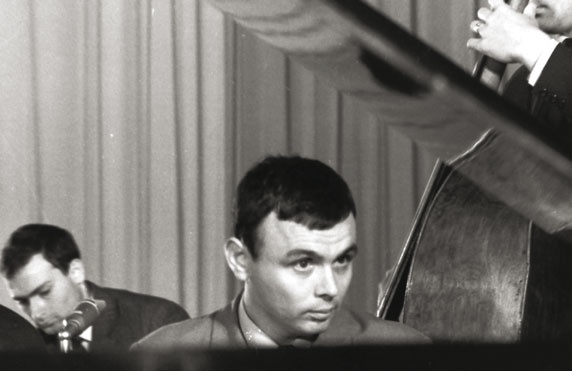 Иллюстрация к книге — Этот мой джаз [i_137.jpg]