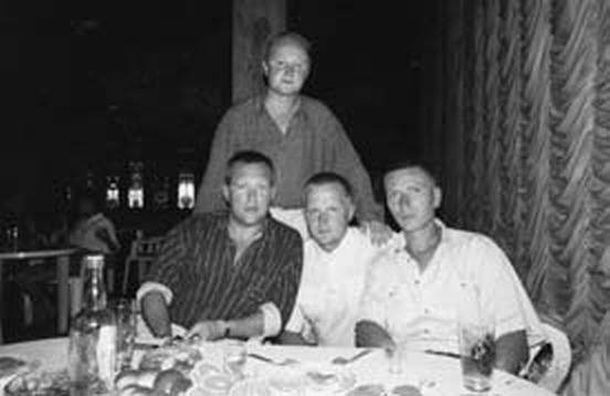 Иллюстрация к книге — Путь русского гангстера. Легенды лихих 90-х [_184.jpg]