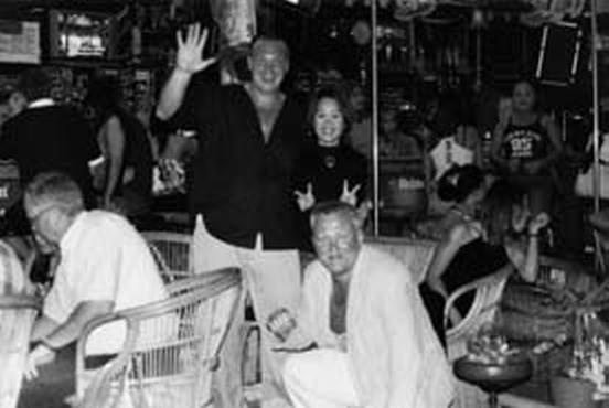 Иллюстрация к книге — Путь русского гангстера. Легенды лихих 90-х [_223.jpg]