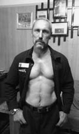 Иллюстрация к книге — Путь русского гангстера. Легенды лихих 90-х [_320.jpg]