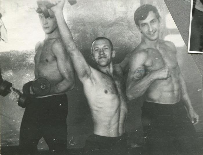 Иллюстрация к книге — Путь русского гангстера. Легенды лихих 90-х [_354.jpg]