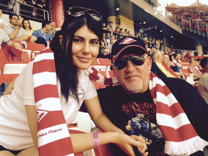 Иллюстрация к книге — Путь русского гангстера. Легенды лихих 90-х [_360_2.jpg]