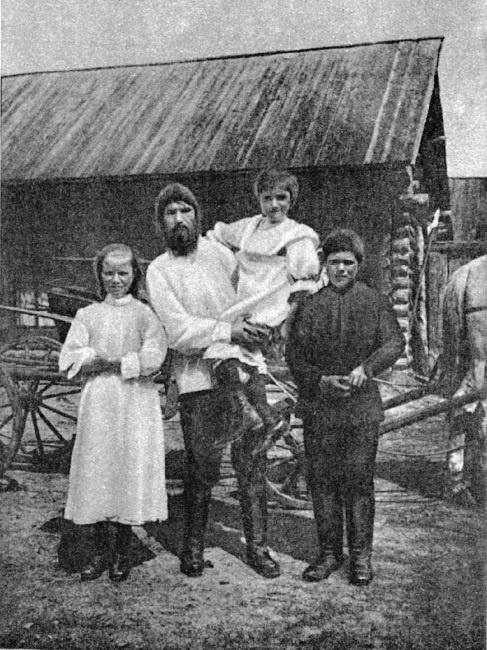 Иллюстрация к книге — 1917. Российская империя. Падение [i_004.jpg]