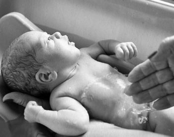 Иллюстрация к книге — Девочка. Девушка. Женщина [i_031.jpg]