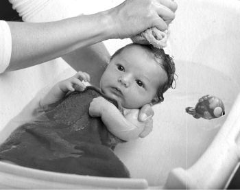 Иллюстрация к книге — Девочка. Девушка. Женщина [i_034.jpg]