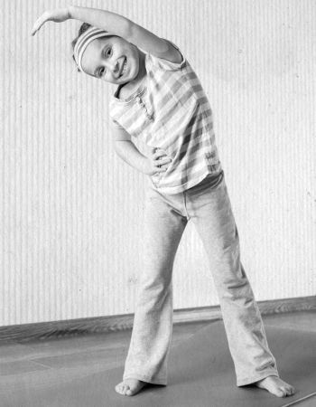 Иллюстрация к книге — Девочка. Девушка. Женщина [i_081.jpg]