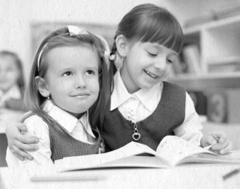 Иллюстрация к книге — Девочка. Девушка. Женщина [i_096.jpg]