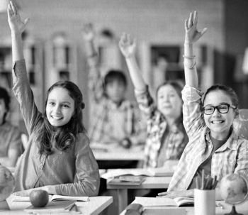 Иллюстрация к книге — Девочка. Девушка. Женщина [i_098.jpg]